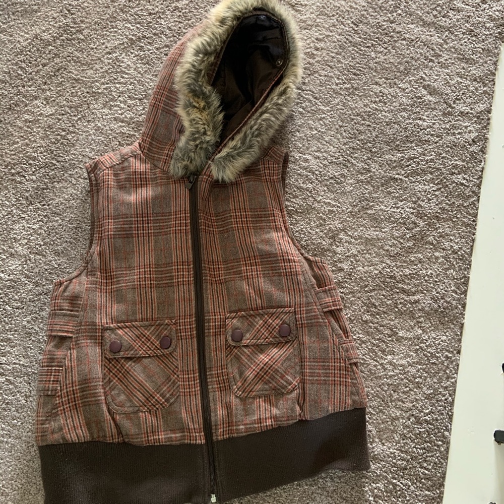 Girl’s vest